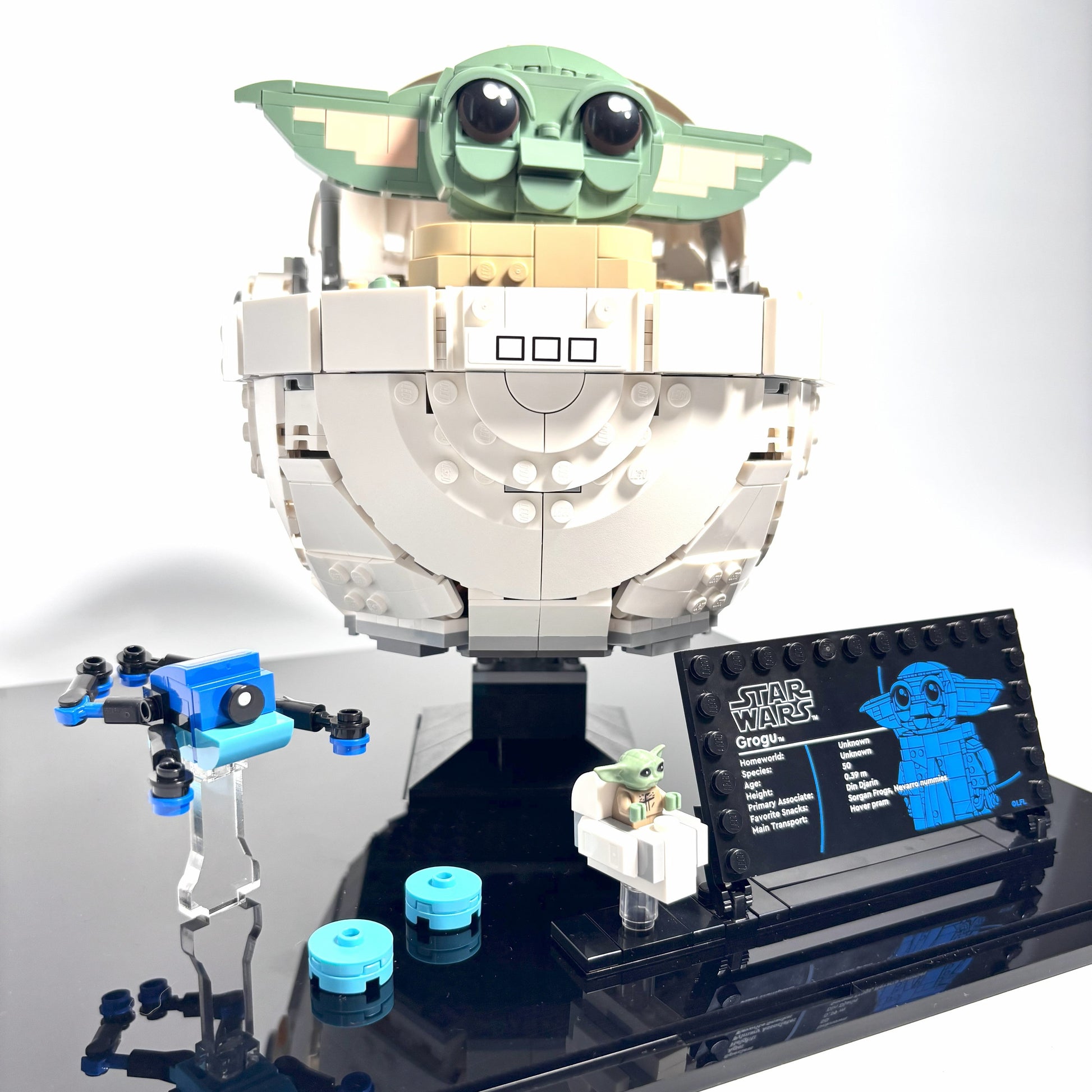 Akryl kasse til LEGO® Star Wars™ Grogu™ with Hover Pram (75403) – støvfri beskyttelse og elegant udstilling af Grogu™ og hans svævende vugge