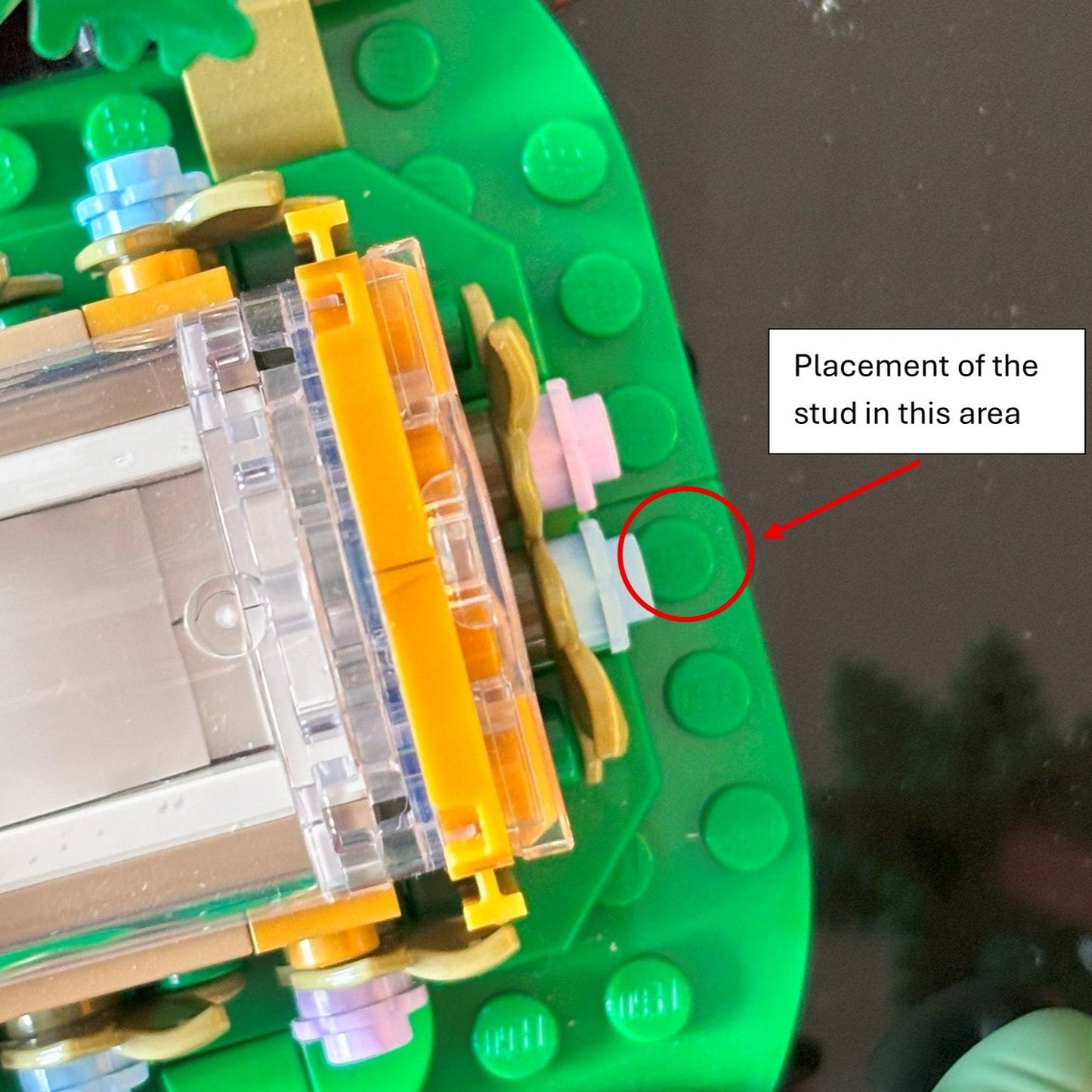 Akryl kasse til LEGO® Disney® Snehvide og de syv små dværges hytte (43242) – støvfri beskyttelse og elegant udstilling af det ikoniske eventyr