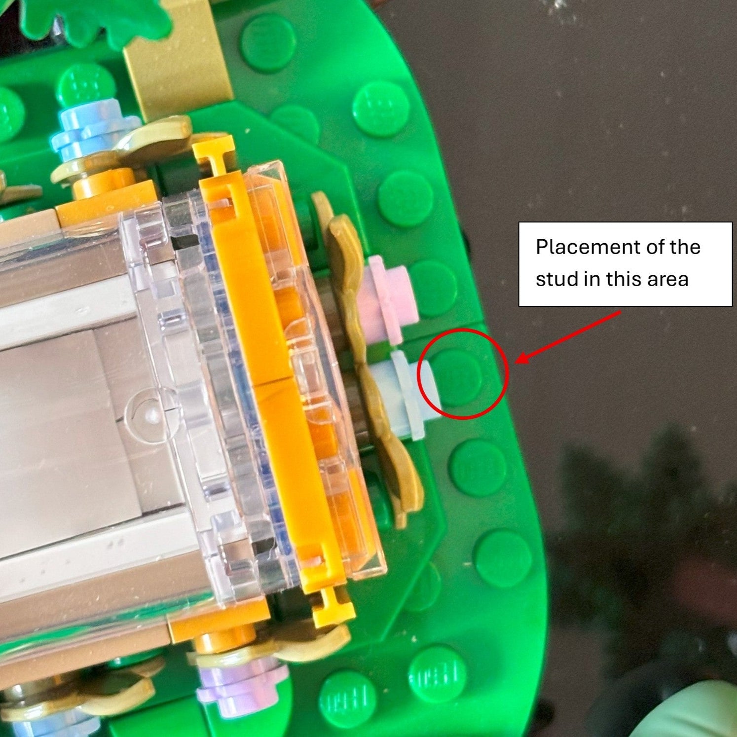Akryl kasse til LEGO® Disney® Snehvide og de syv små dværges hytte (43242) – støvfri beskyttelse og elegant udstilling af det ikoniske eventyr