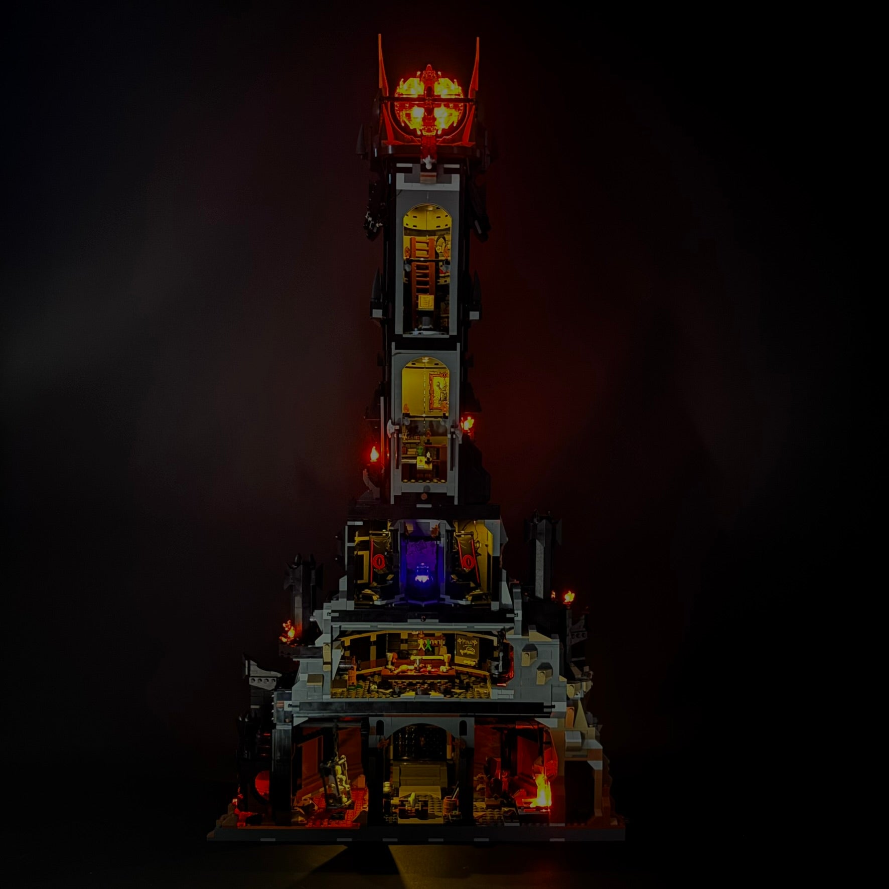 Lyssæt til LEGO® Barad-Dûr™ 10333 med flakkende LED-lys og flammende øje