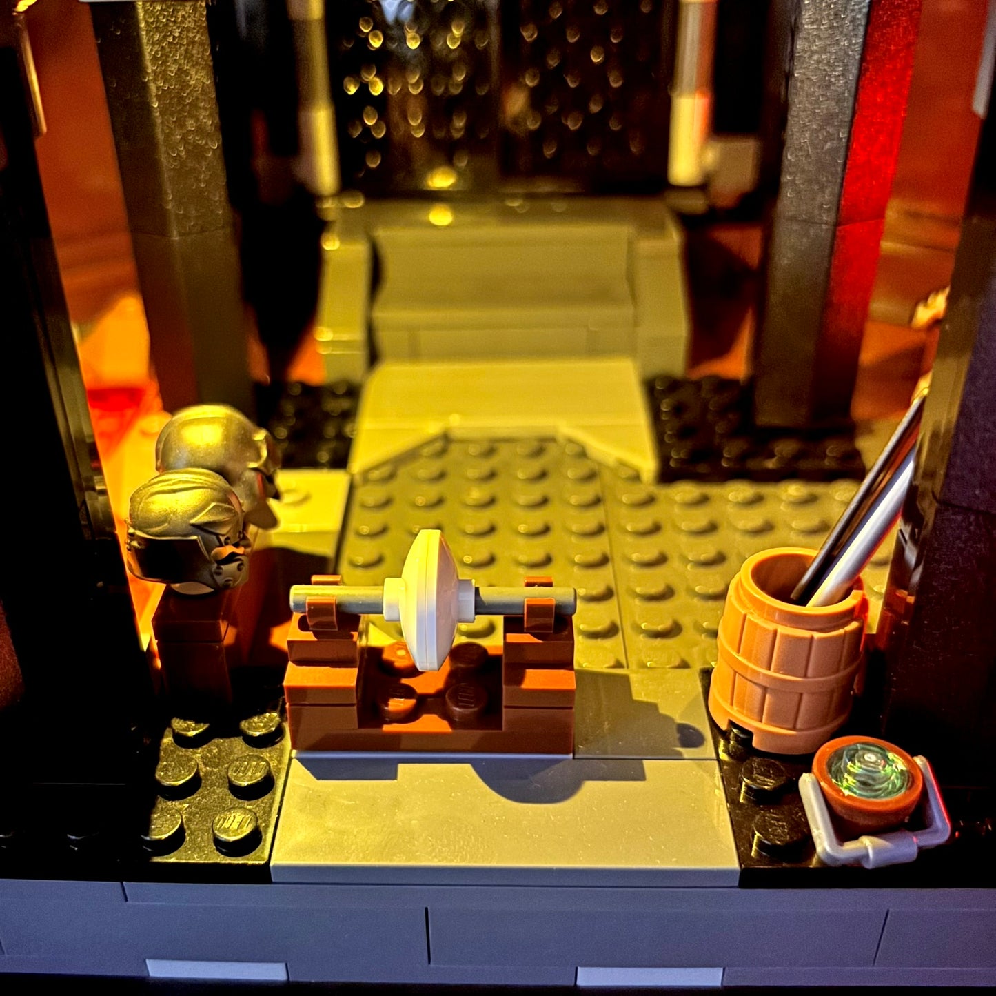 Lyssæt til LEGO® Barad-Dûr™ 10333 med flakkende LED-lys og flammende øje