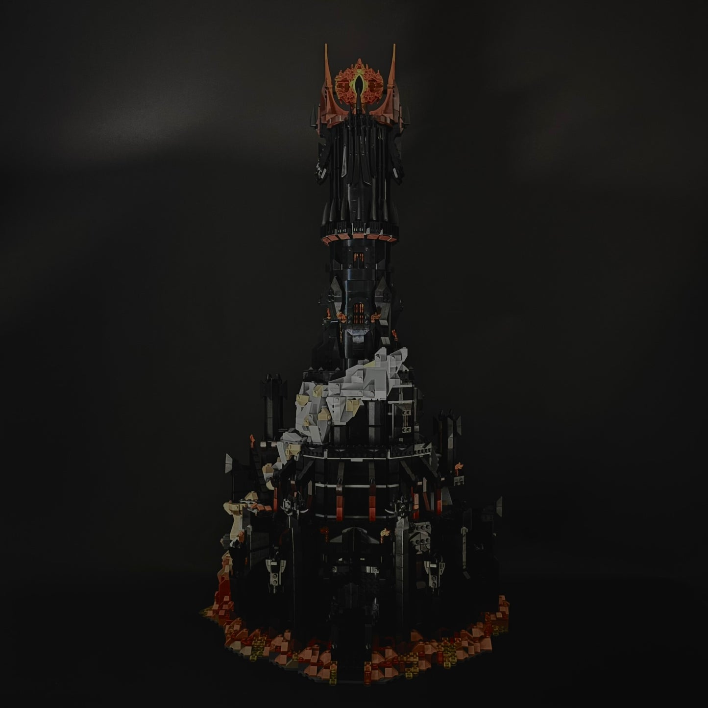 Lyssæt til LEGO® Barad-Dûr™ 10333 med flakkende LED-lys og flammende øje