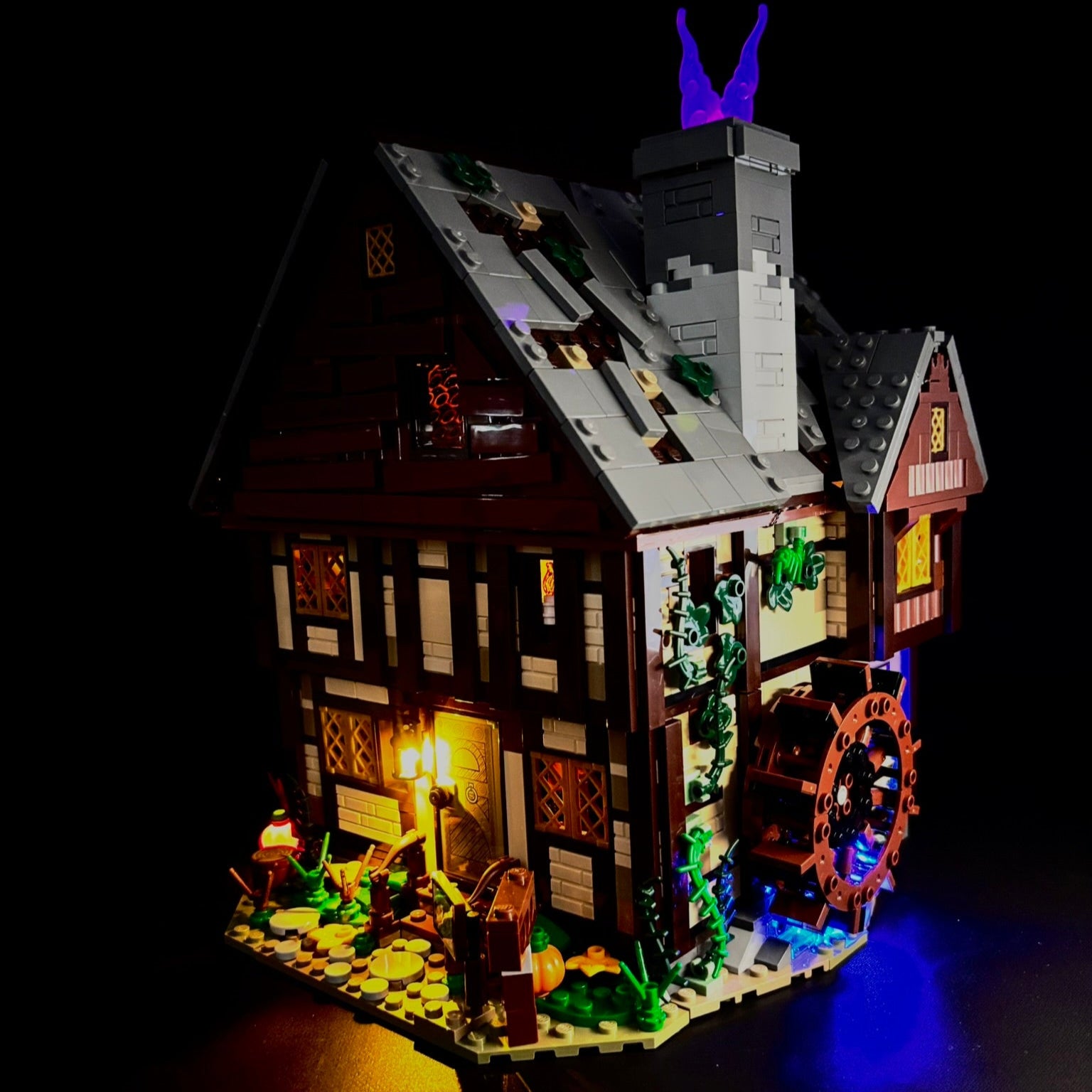 Lyskit til LEGO® Hocus Pocus™ (21341) med flakkende LED-lys og magisk halloween-stemning