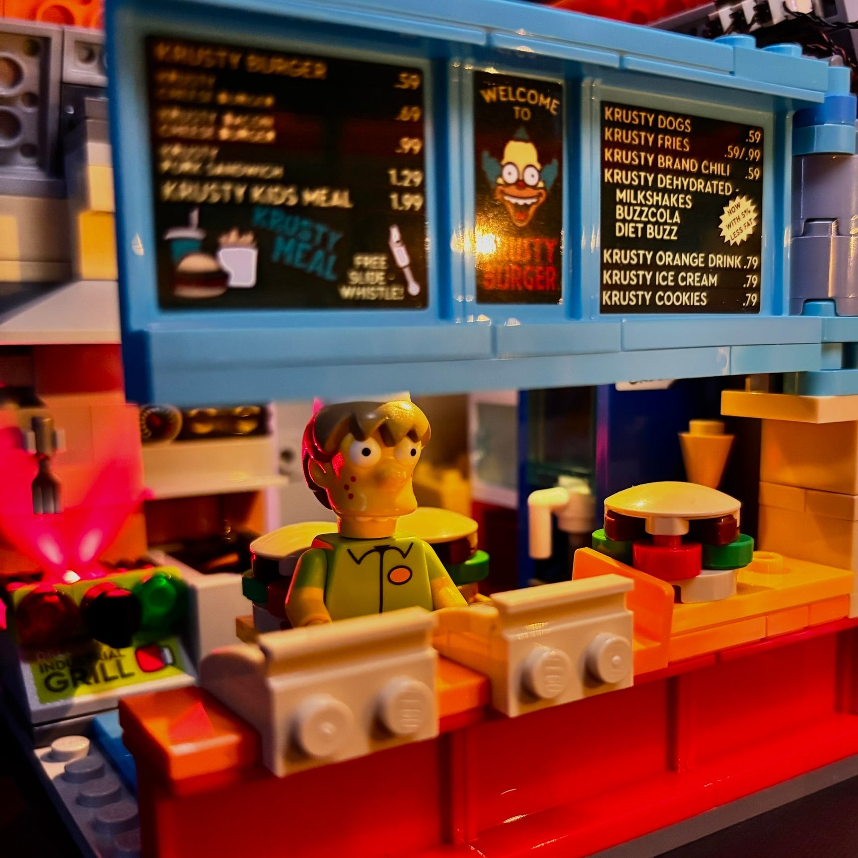 Lyssæt til LEGO® Krusty Burger 21348 med farverige LED-lys