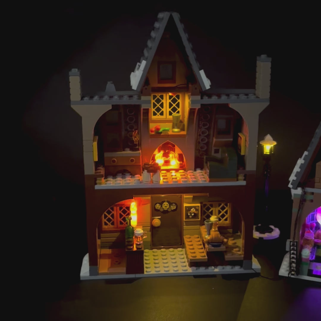 Lyssæt til LEGO® Harry Potter™ Hogsmeade™ (76388) med farverige LED-lys og vinterlig stemning