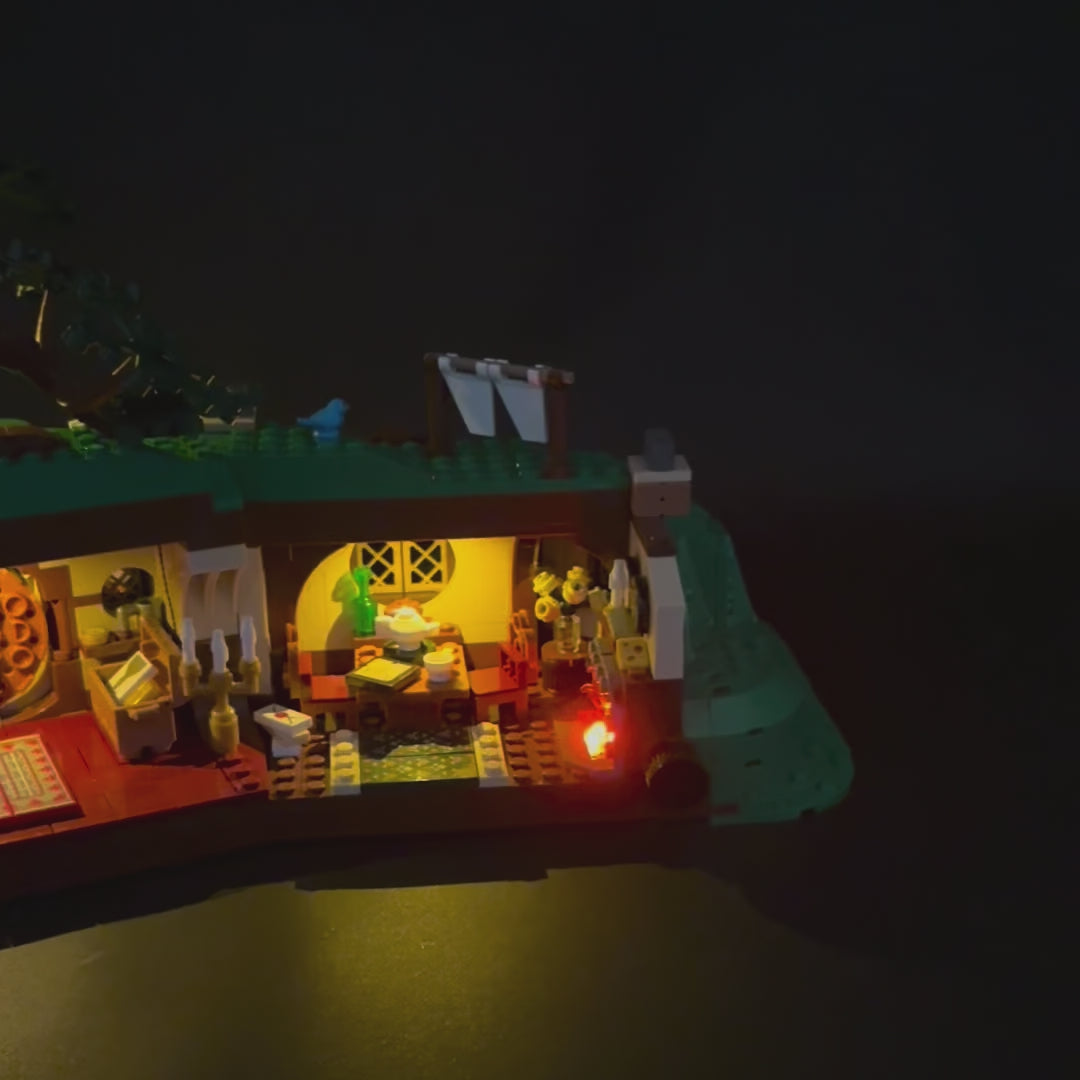 Lyssæt til LEGO® Ringenes Herre™ Herredet™ (10354) med farverige LED-lys og hyggelig hobbitstemning