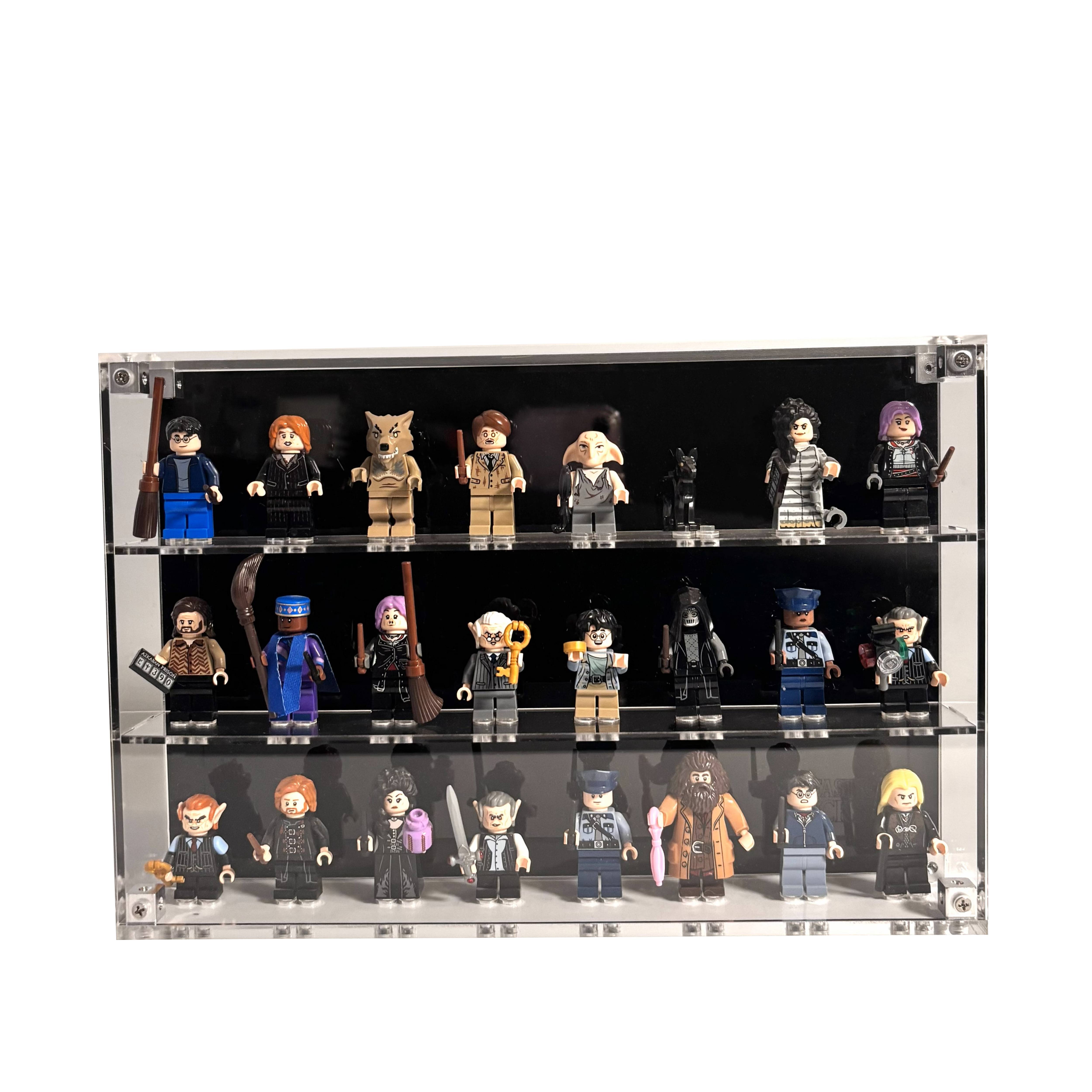 Væghængt akryl-kasse til 24 LEGO® Minifigurer™ – støvfri opbevaring samt  elegant, praktisk og pladsbesparende udstilling til samlere.