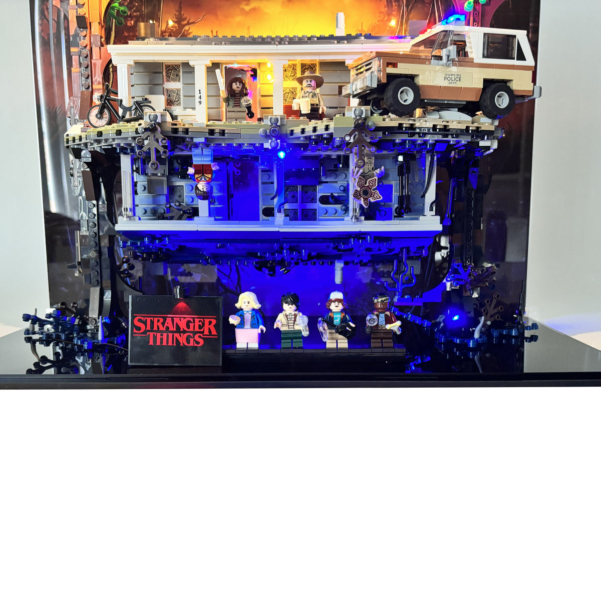 Display case til LEGO® Stranger Things™ Upside Down™ (75810). 