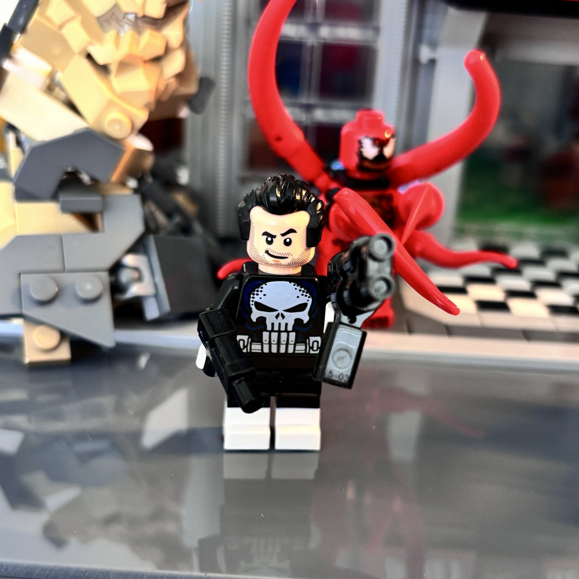 Display case til LEGO® Marvel™ Daily Bugle™ (76178). 