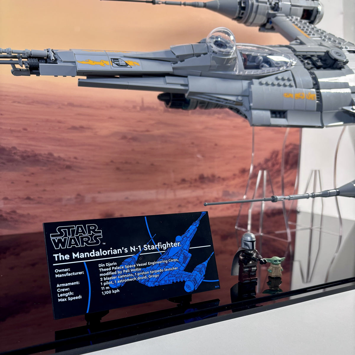 Akrylkasse til LEGO® Mandalorian N-1 Starfighter™ 75442
