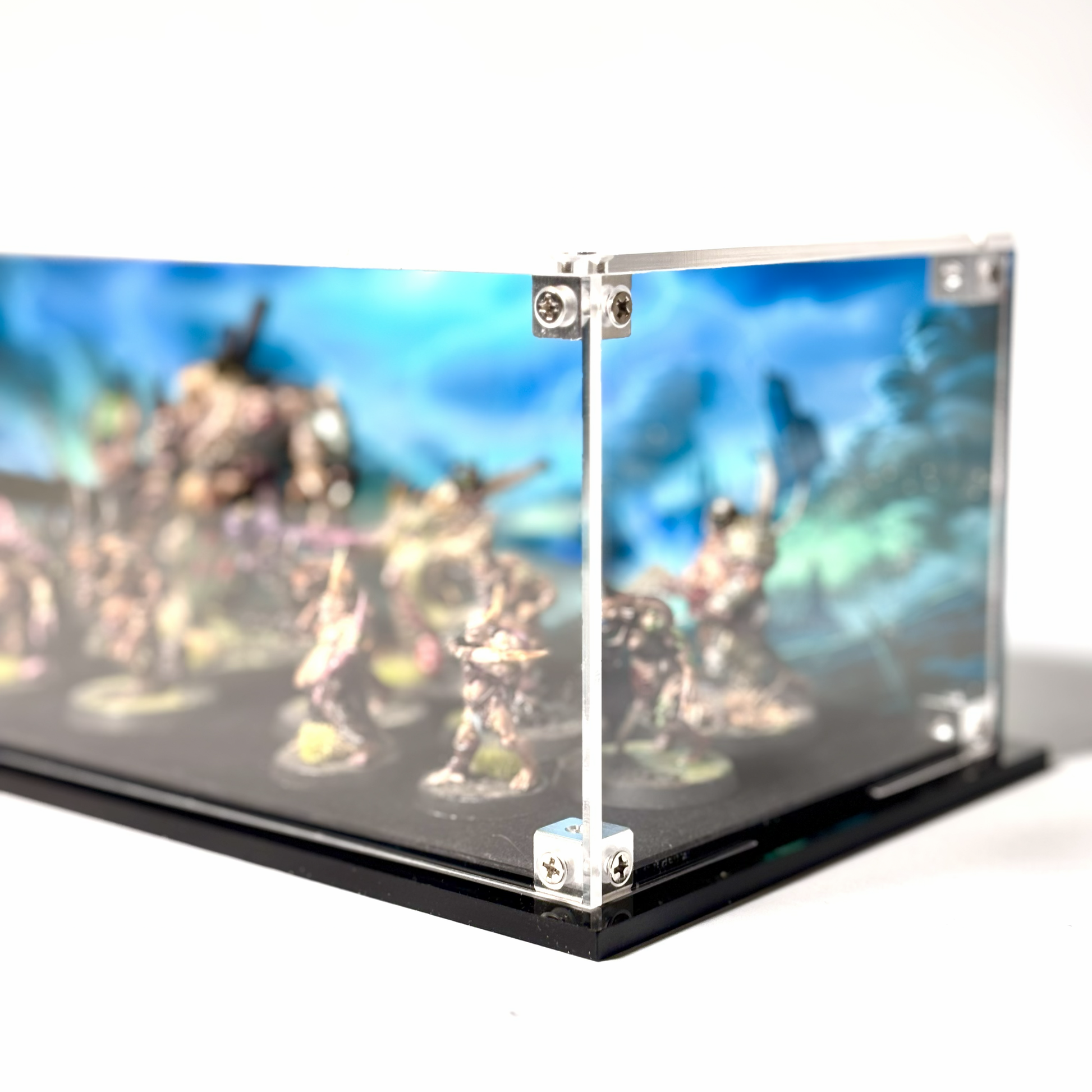 Display case til Warhammer® miniaturer og squads. Støvtæt, UV reduktion og blød fløjlsbund der giver stabilitet og sikkerhed.