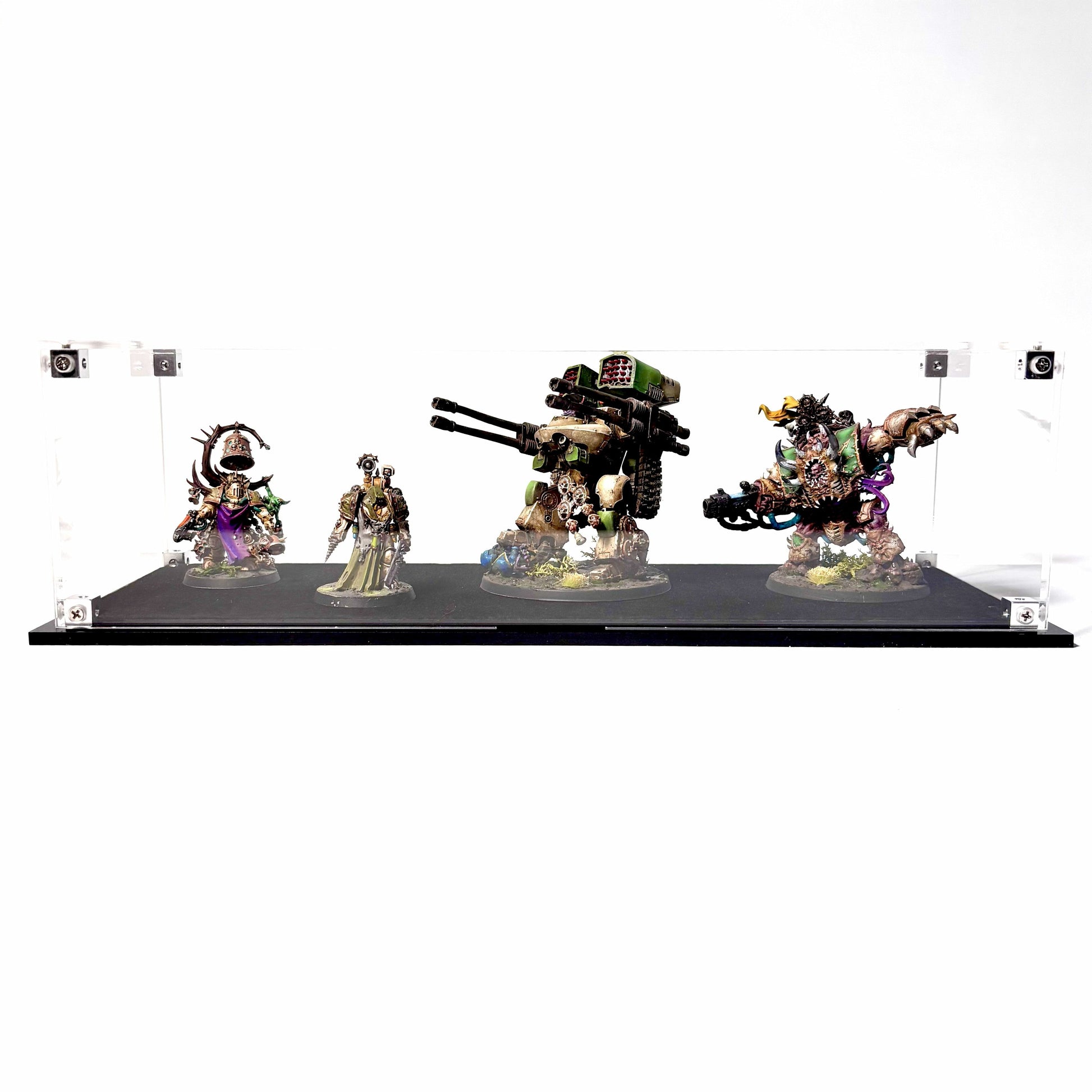 Display case til Warhammer® miniaturer og squads. Støvtæt, UV reduktion og blød fløjlsbund der giver stabilitet og sikkerhed.