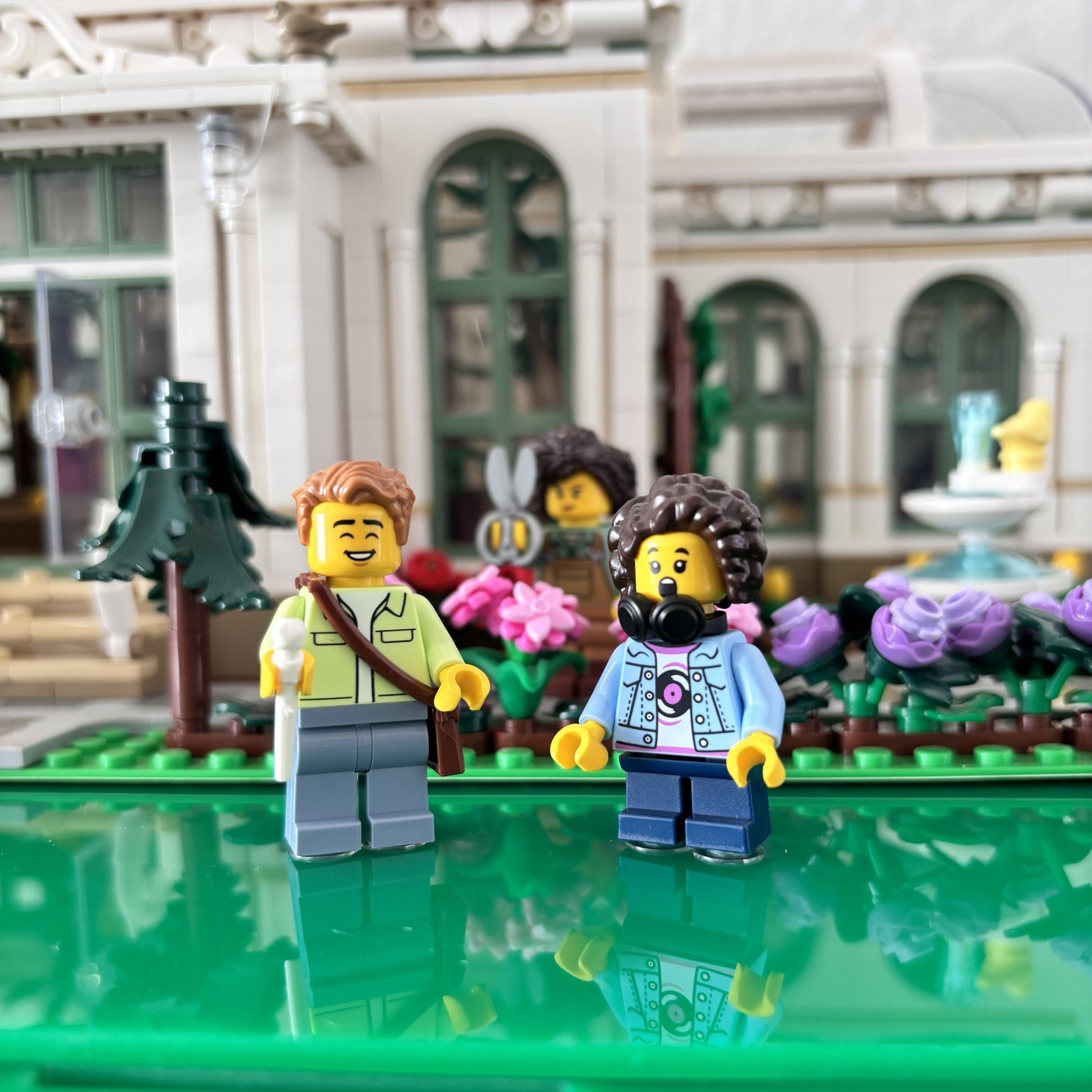 Akrylkasse til LEGO Botanical Garden 21353. 