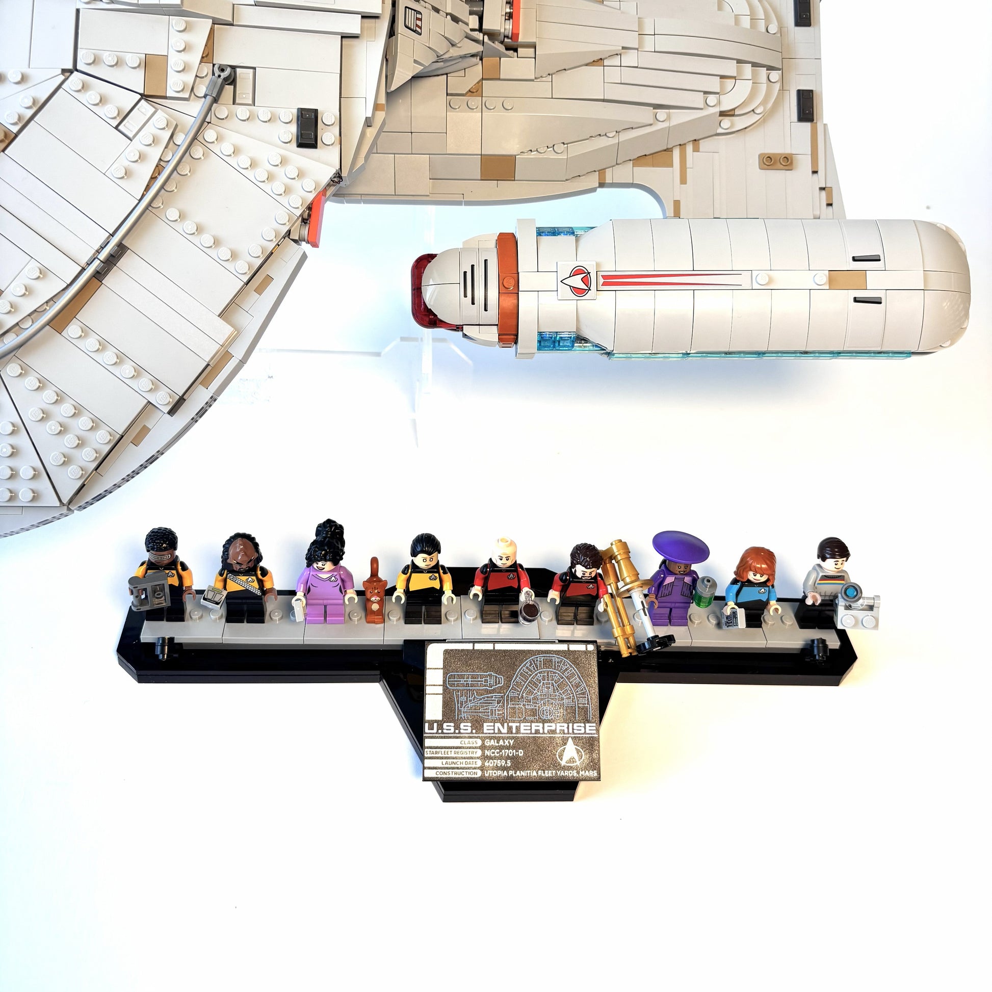 Display stand for LEGO 10356 Star Trek U.S.S Enterprise 