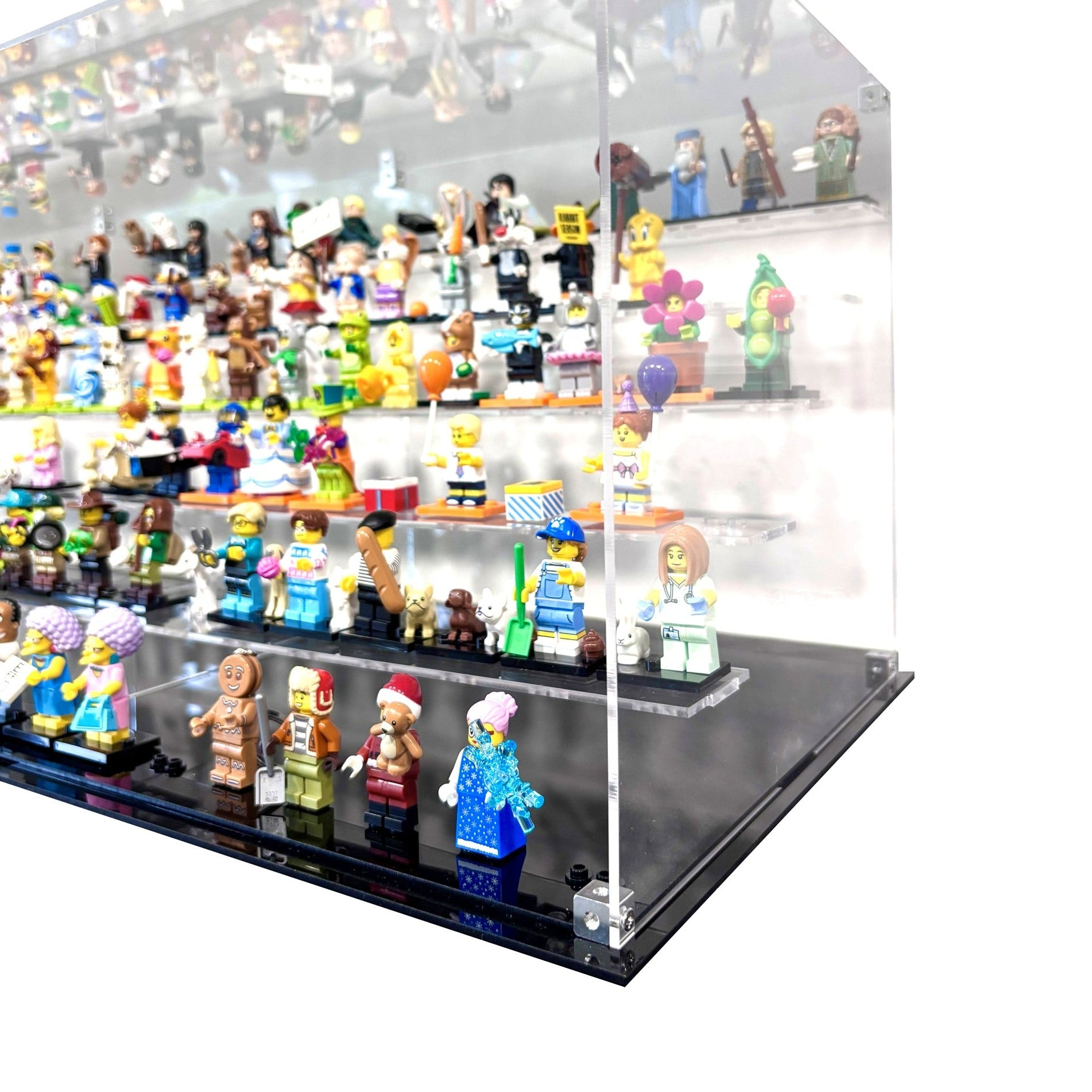 Display case til LEGO® Minifigurer - podie design. Fra kaos til kontrol