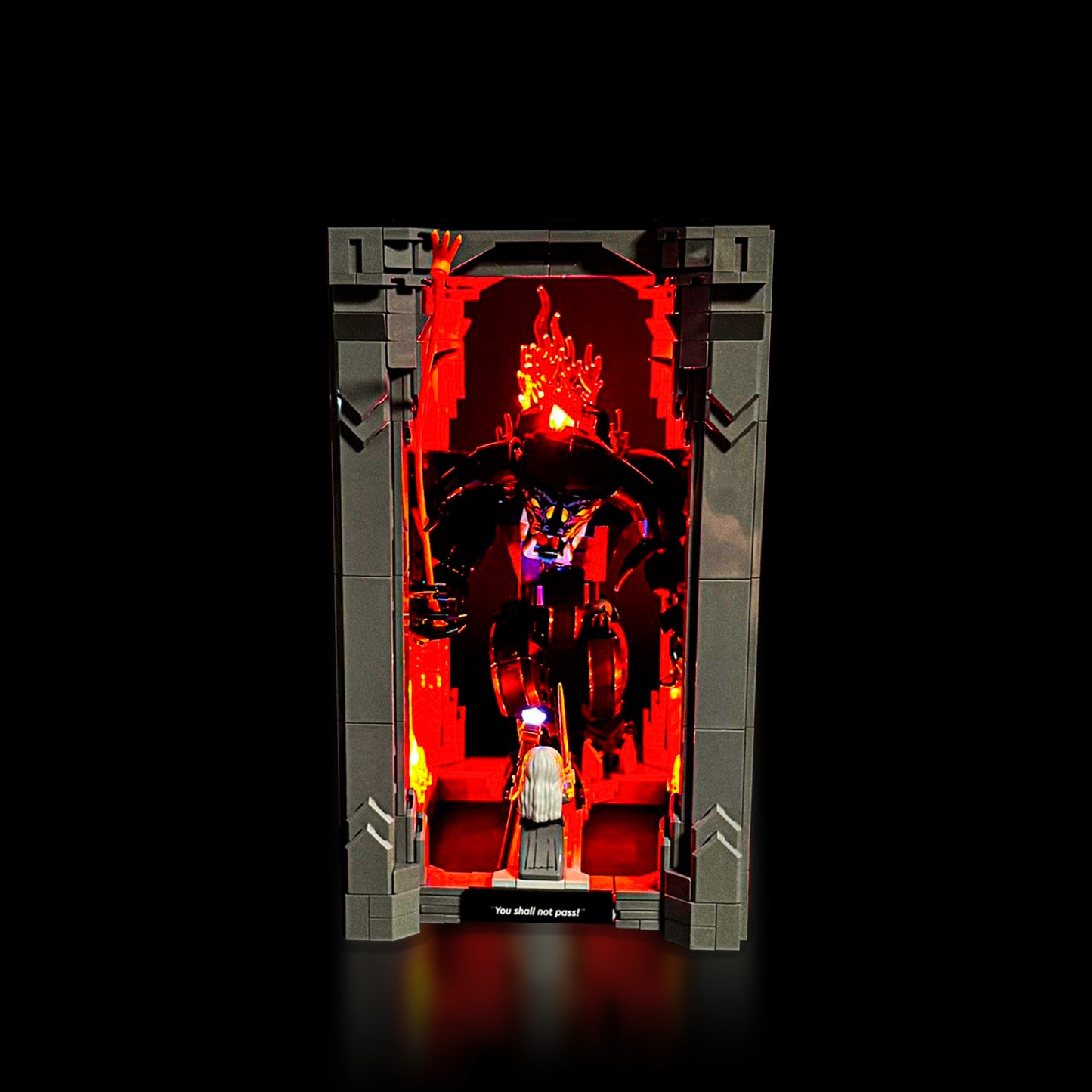 yskit til LEGO® Balrog Book Nook – oplys Morias miner og broen ved Khazad-dûm