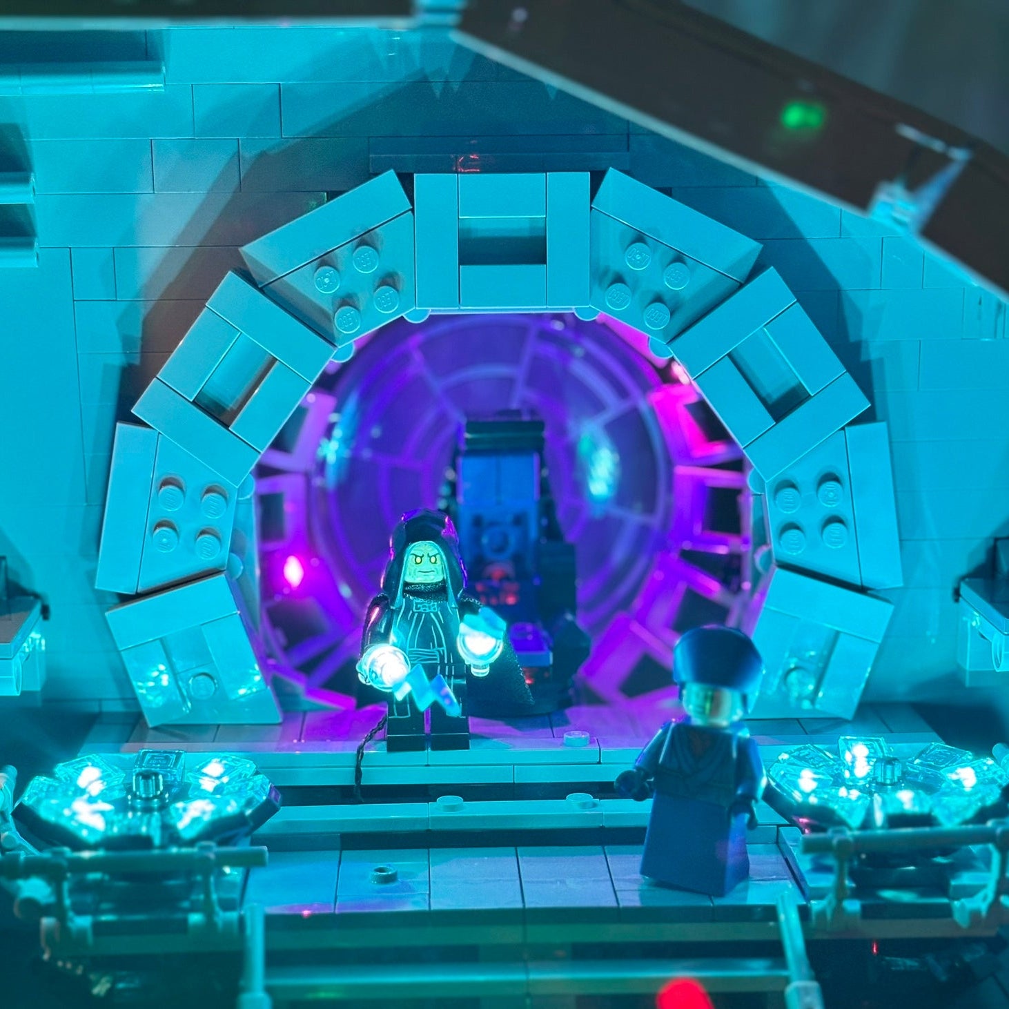 Lyskit til LEGO® 75419 Death Star™ med LED-belysning, der fremhæver dette ikoniske byg