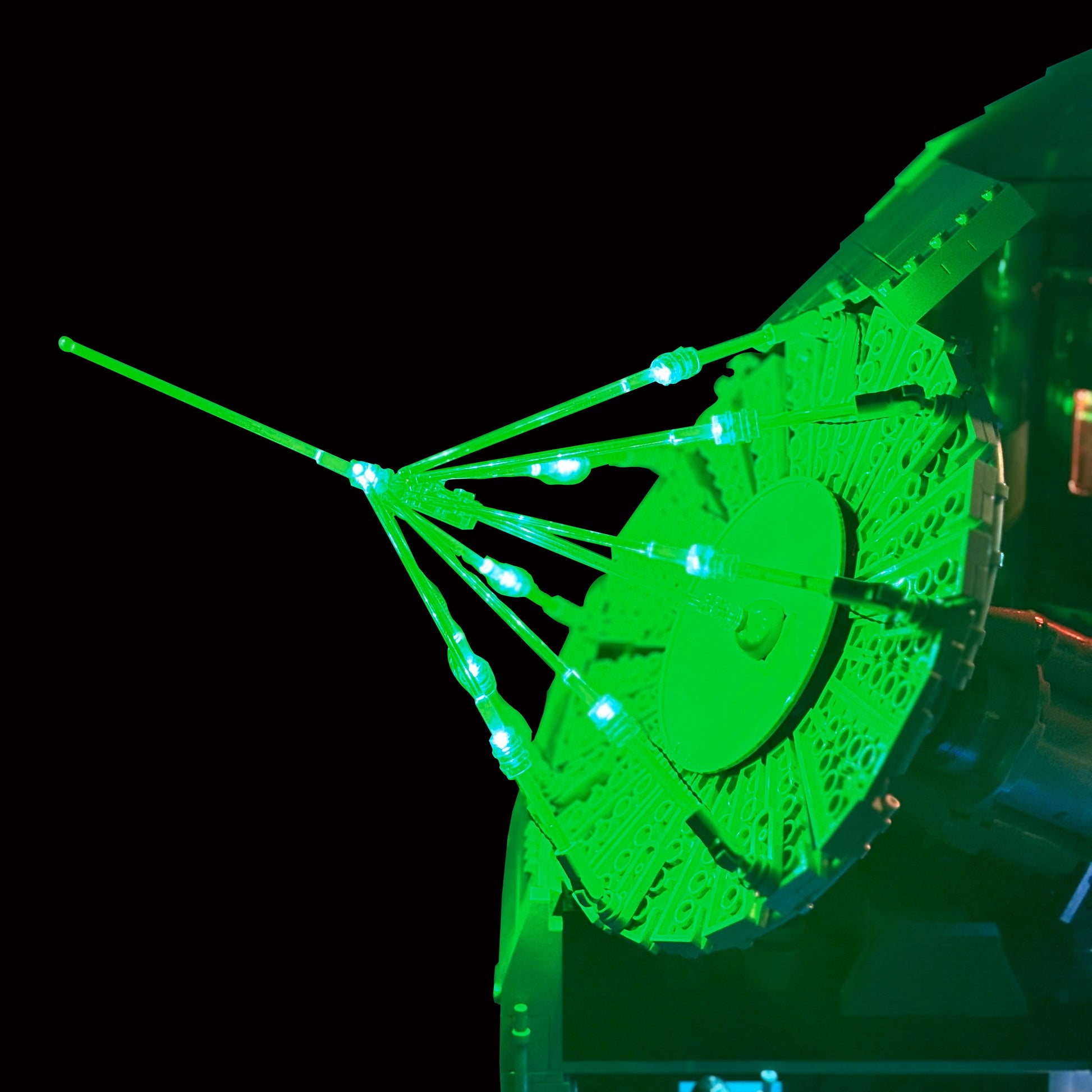 Lyskit til LEGO® 75419 Death Star™ med LED-belysning, der fremhæver dette ikoniske byg