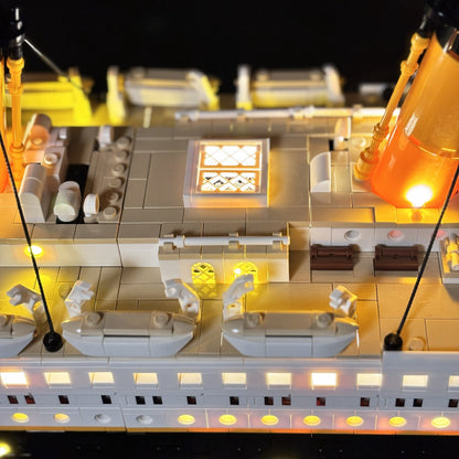 Detaljeret lyskit til LEGO® Titanic 10294 