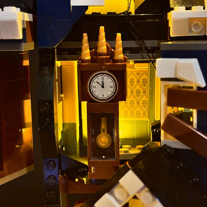 Lyskit til LEGO® Stranger Things™ Creel House™ 10370 - med stemningsfulde LED-lys til begge verdener