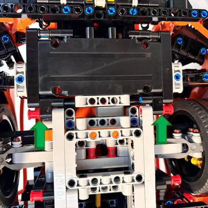 Vertikal væg-holder til LEGO® 42056 Porsche monteret på væg i lodret udstilling