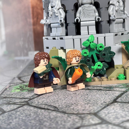 Akrylkasse til LEGO® Ringenes Herre™ Kløvedal™ (10316) – støvfri beskyttelse og elegant udstilling