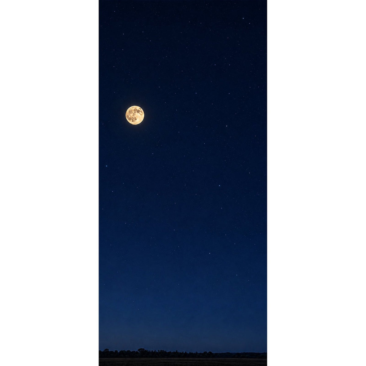 Akrylkasse til LEGO® 10341 NASA Artemis - baggrundsmotiv med fuldmåne og stjernehimmel om natten