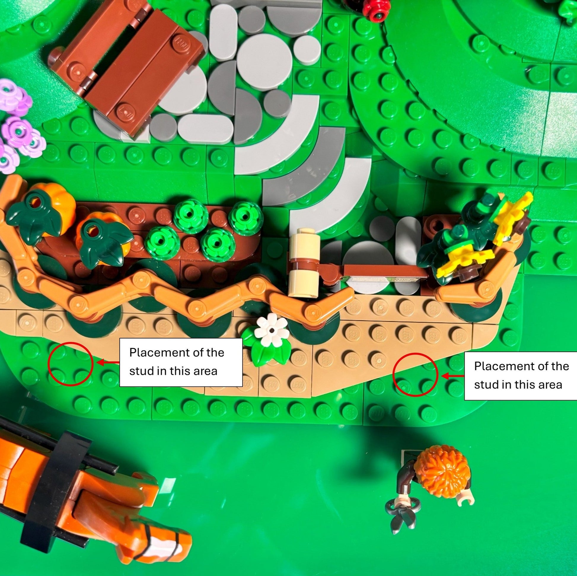 Akryl kasse til LEGO® Ringenes Herre™ Herredet™ (10354) – støvfri beskyttelse og stilfuld udstilling af Bilbos hobbithul i Bagshot Row™