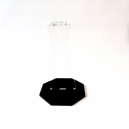 Displaystand til LEGO® biler, fly og rumskibe – vælg mellem lige eller skrå (25°) top samt plader på 67x67 mm og 35x35 mm.