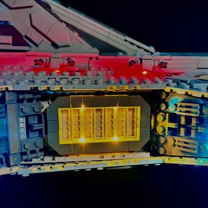 Lyskit til LEGO® 75367 Venator-Class Republic Attack Cruiser™ med LED-belysning, der fremhæver hangarer, vinduer og kanoner.