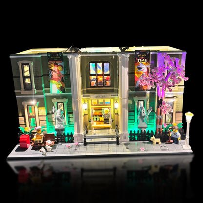 Lyskit til LEGO® Natural History Museum (10326) med oplyste etager, statuer, træer og dinosaur-skelet