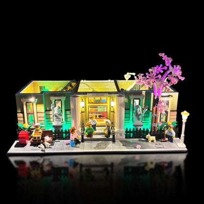 Lyskit til LEGO® Natural History Museum (10326) med oplyste etager, statuer, træer og dinosaur-skelet