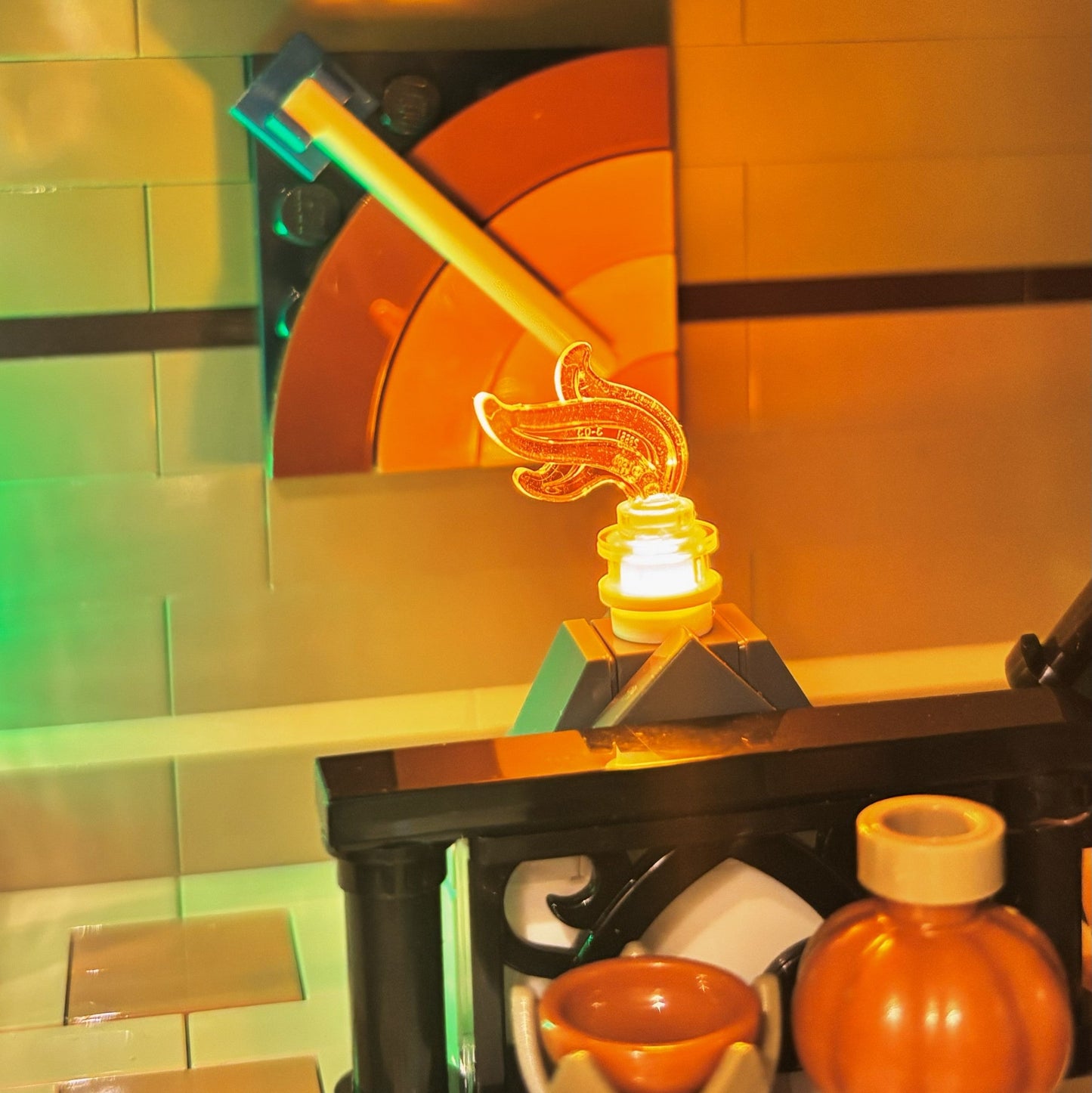 Lyskit til LEGO® Natural History Museum (10326) med oplyste etager, statuer, træer og dinosaur-skelet